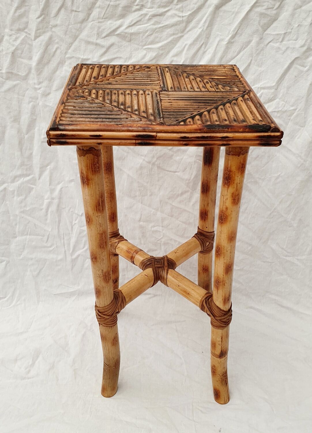 Rattan marquetry harness