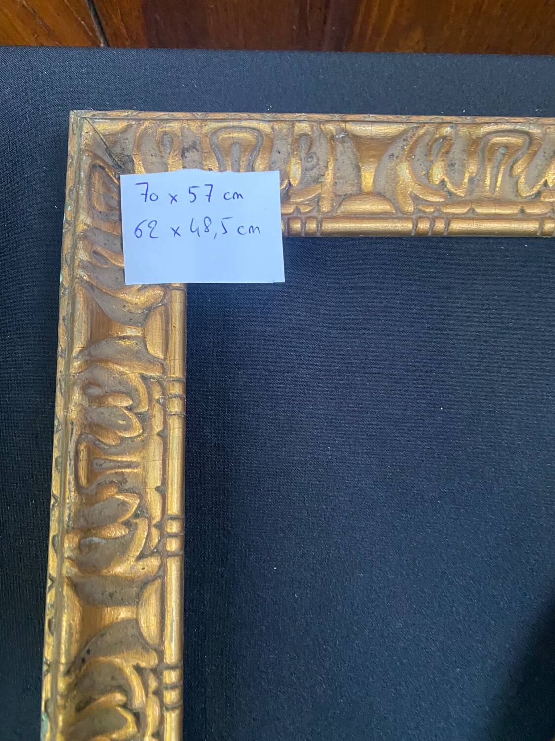 Set of 8 gilded wood or resin or vintage brass frames