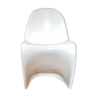 White chair by Verner Panton Vitra edition