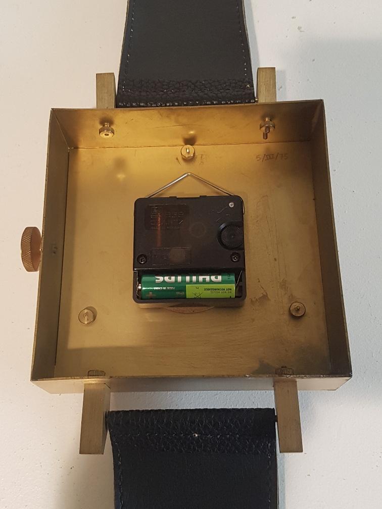 Pendule FFR forme montre