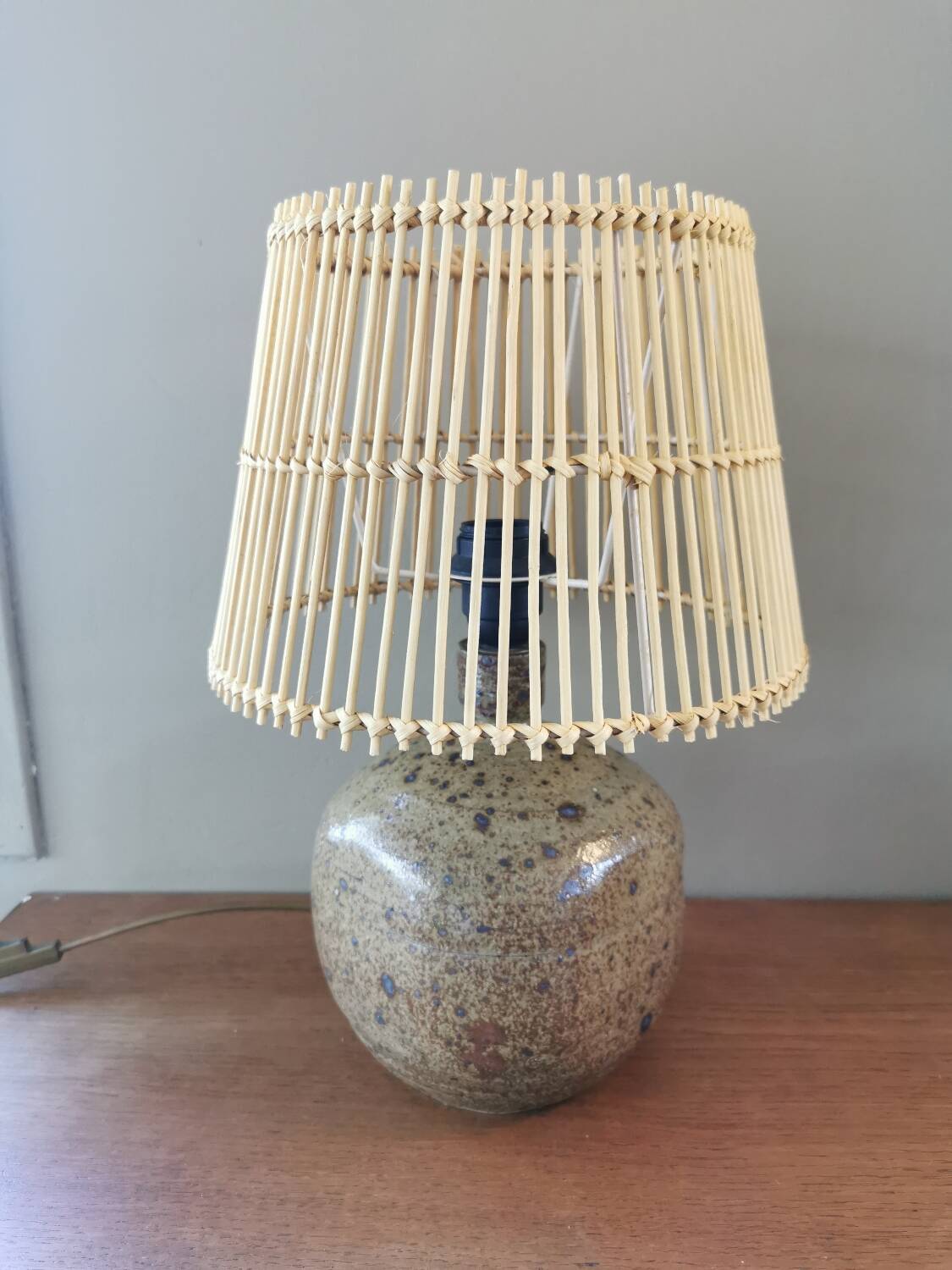 Vintage sandstone lamp