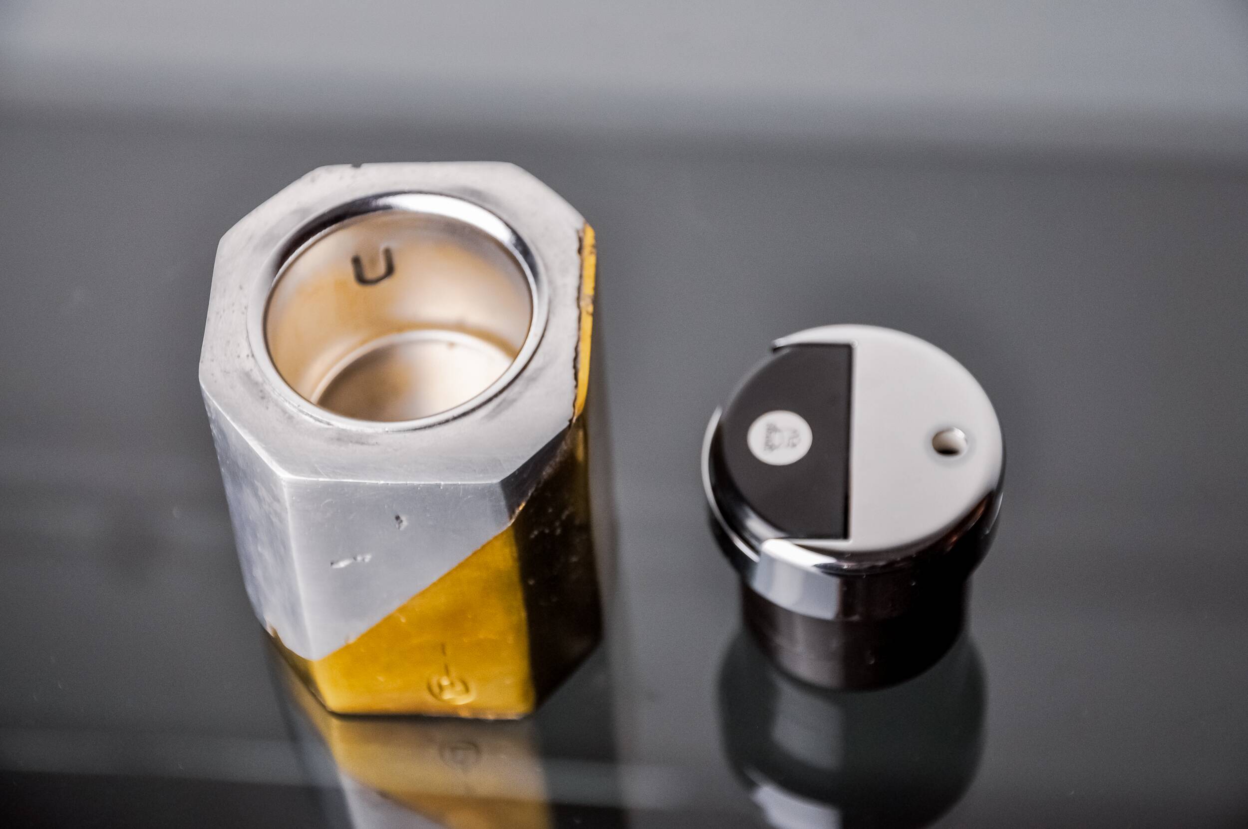 Brutalist lighter by Leopold, Bronze and aluminum, 1970, Spain