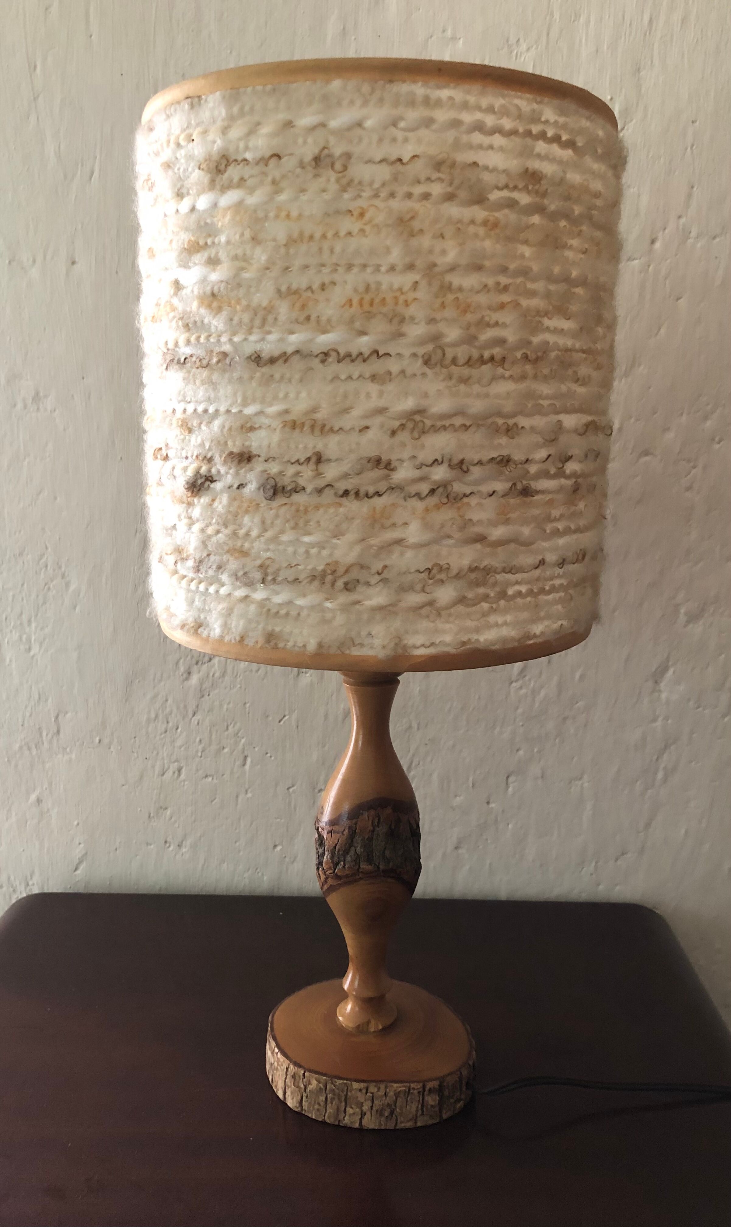 Boxwood foot table lamp