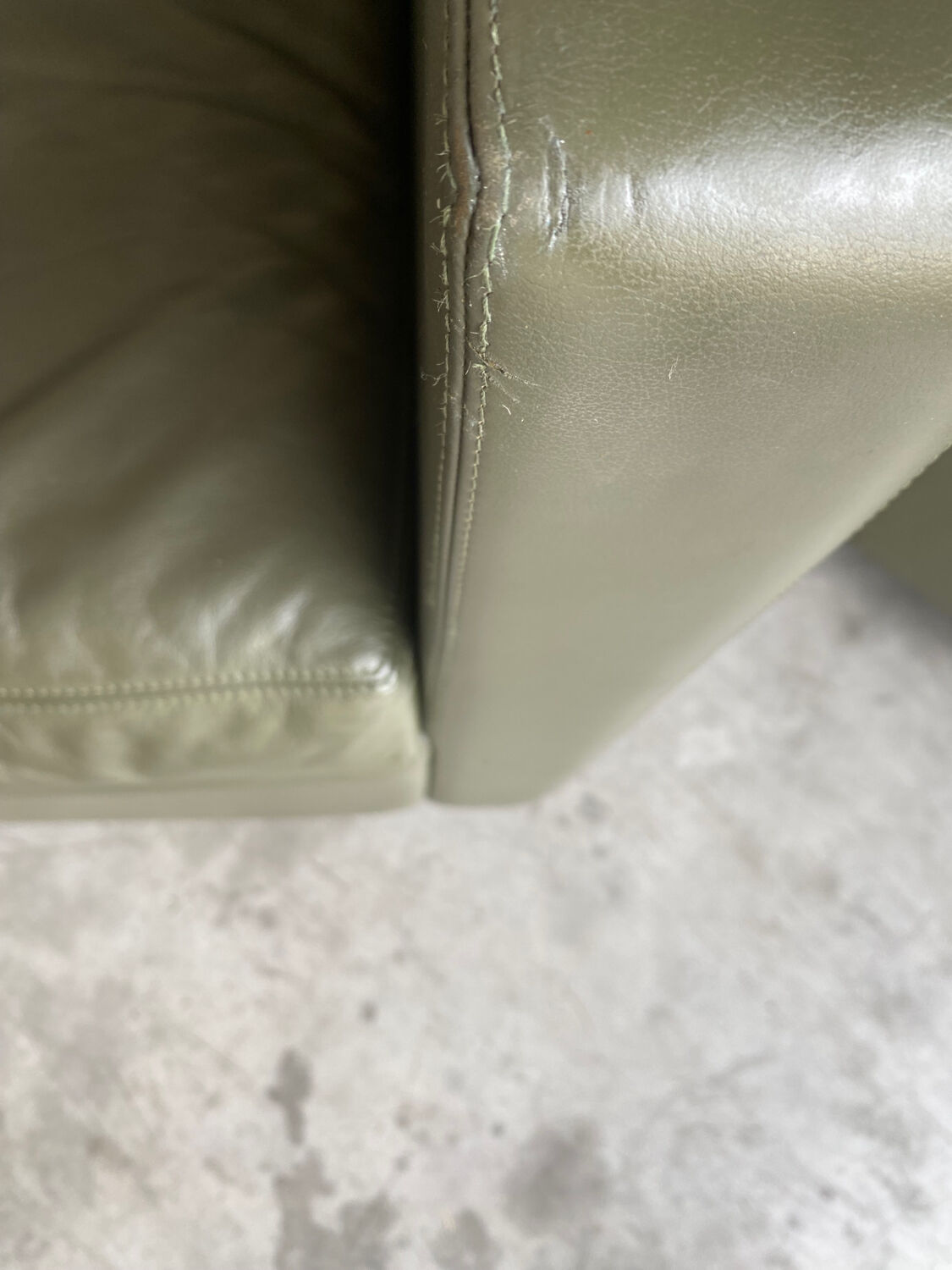 2-seater sofa and 2 armchairs set Pfister for Knoll khaki leather
