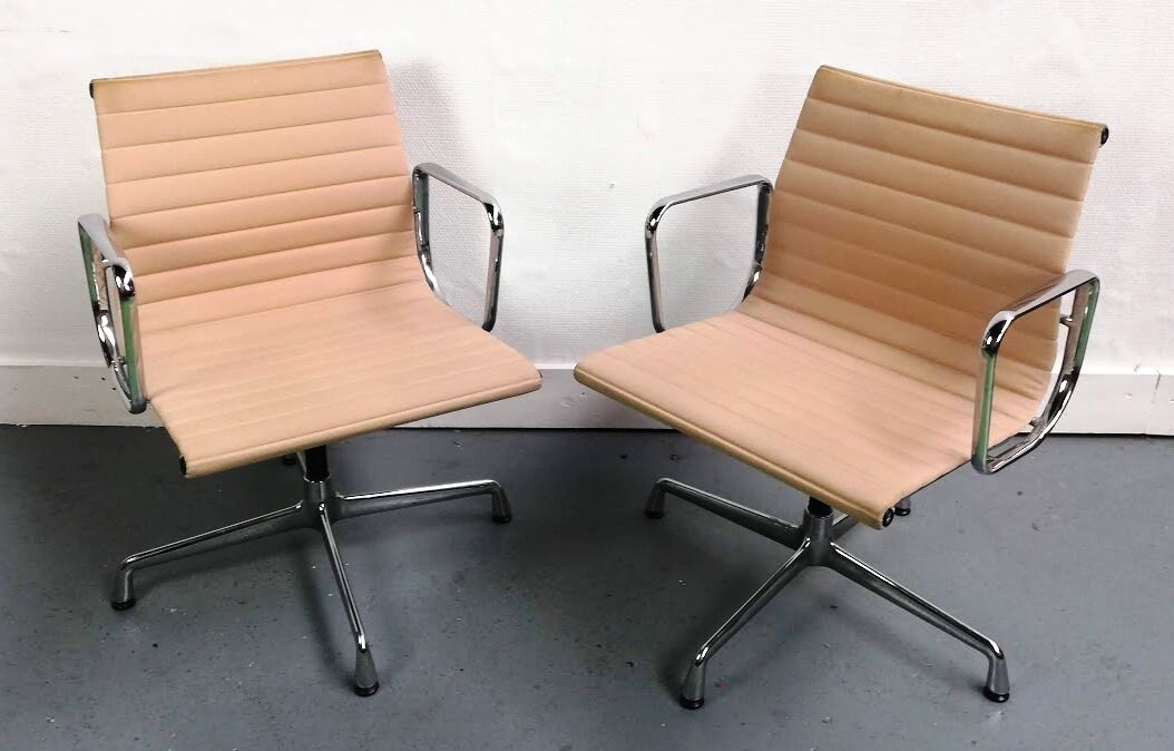 Chair EA107 by Charles & Ray Eames for Vitra
