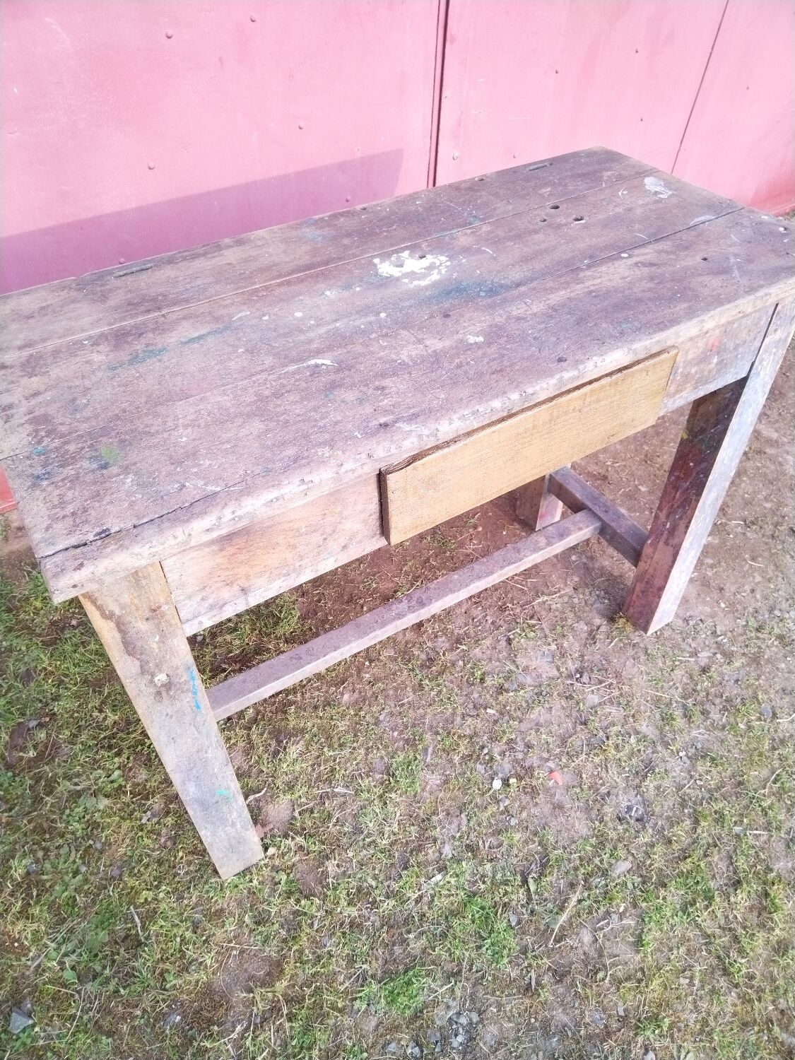 Painter workshop furniture