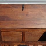 Tuscan chest in solid wood, Argudo Navarro, Spain