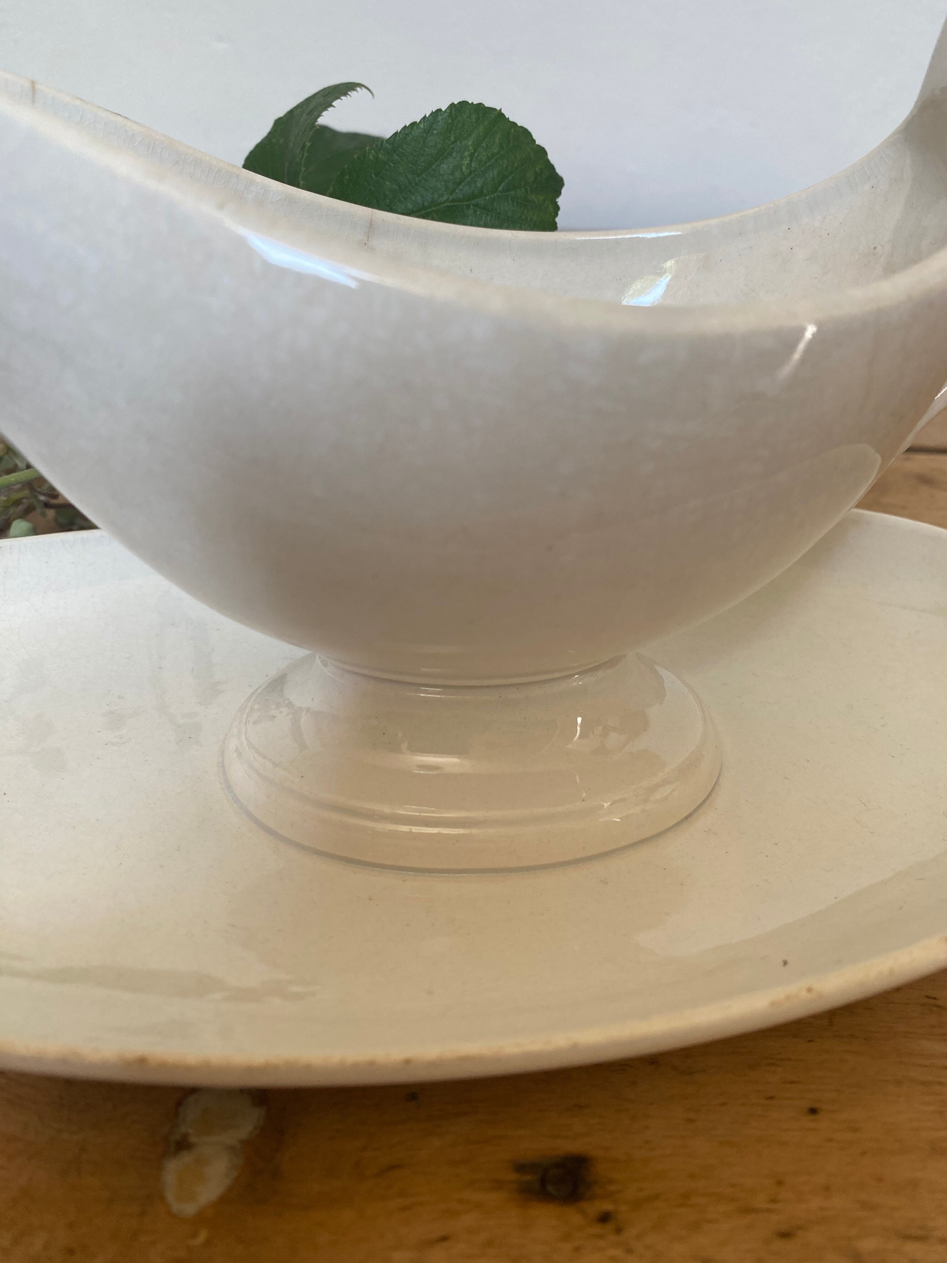 Creil and Montereau porcelain sauce boat