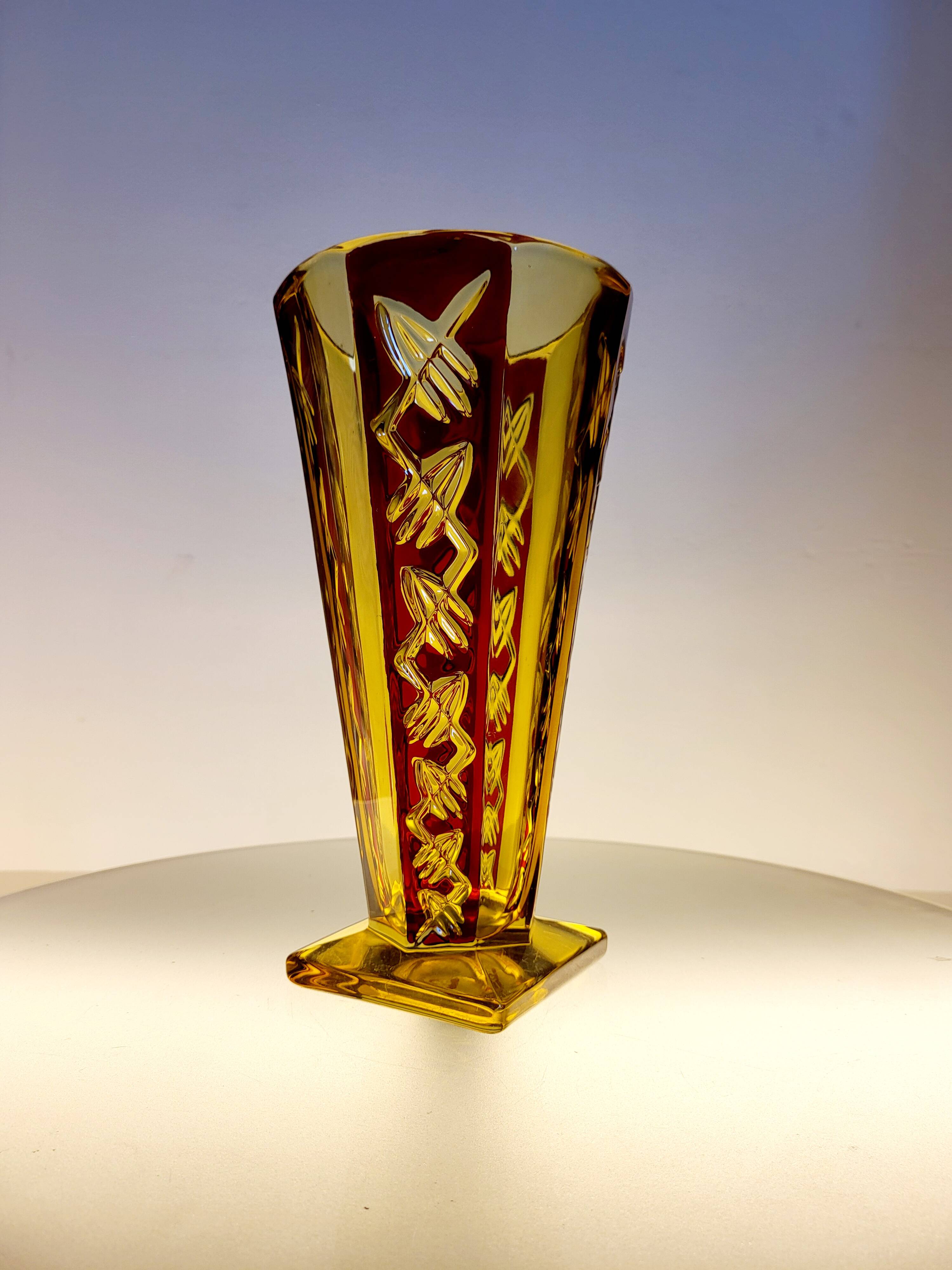 H. Markhbeinn Vaas, modèle Pompéi, art déco, 1932, Paris