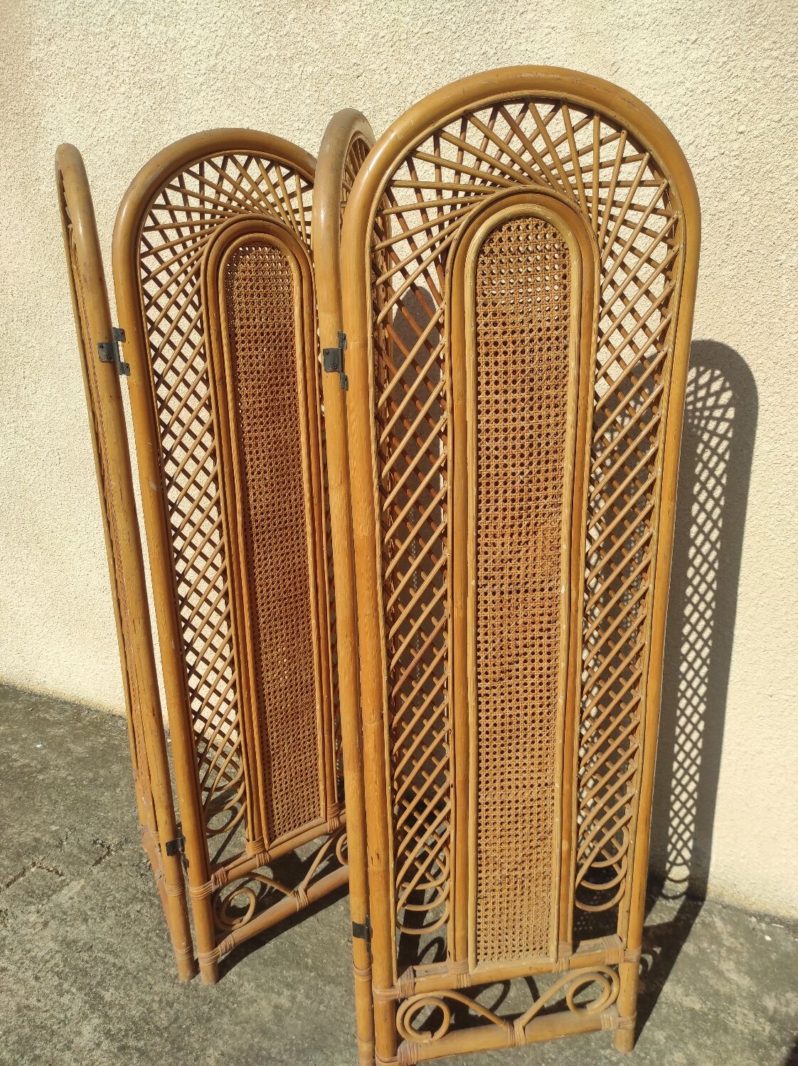 Salon rotin vintage et paravent