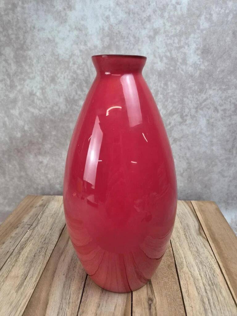 Vintage red glass vase – hand-painted floral decoration – signed Ar