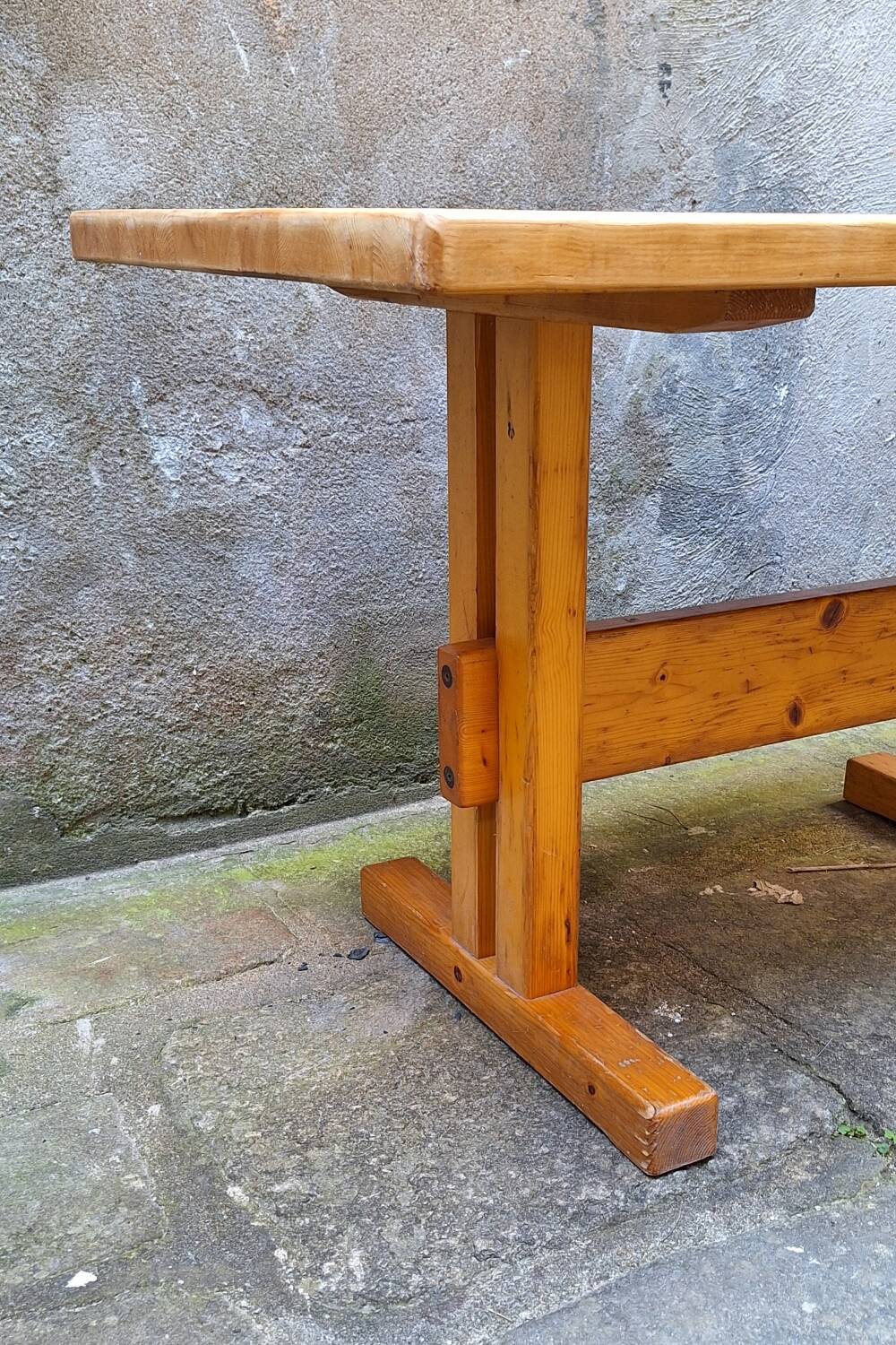 Dining table Charlotte Perriand Les Arcs