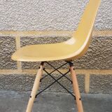 DSW chair by Charles and Ray Eames for Herman Miller