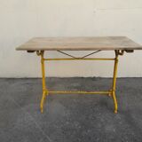 Bistro table
