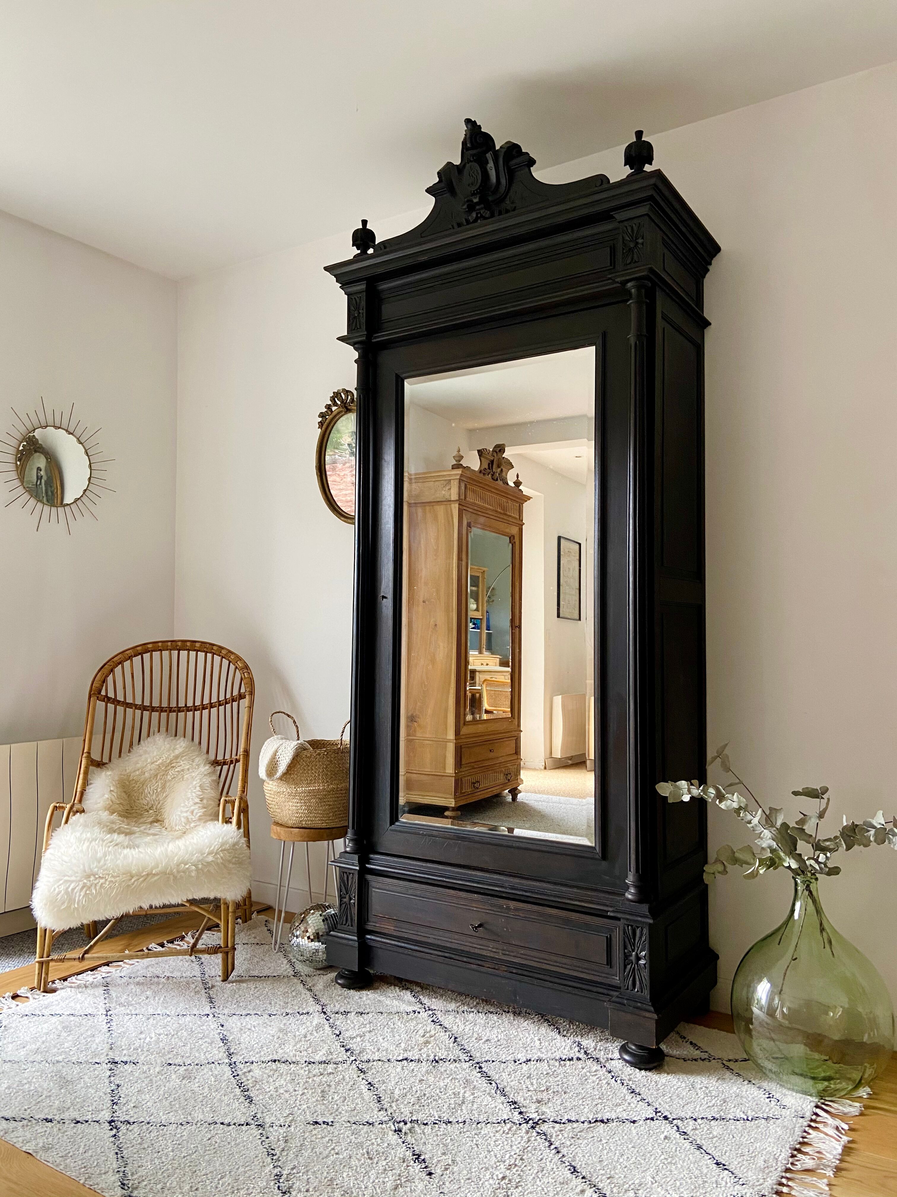 Armoire à glace Napoleon III en poirier noirci | Selency