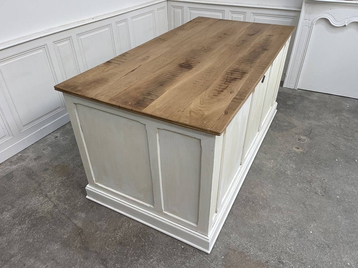Solid oak trade desk