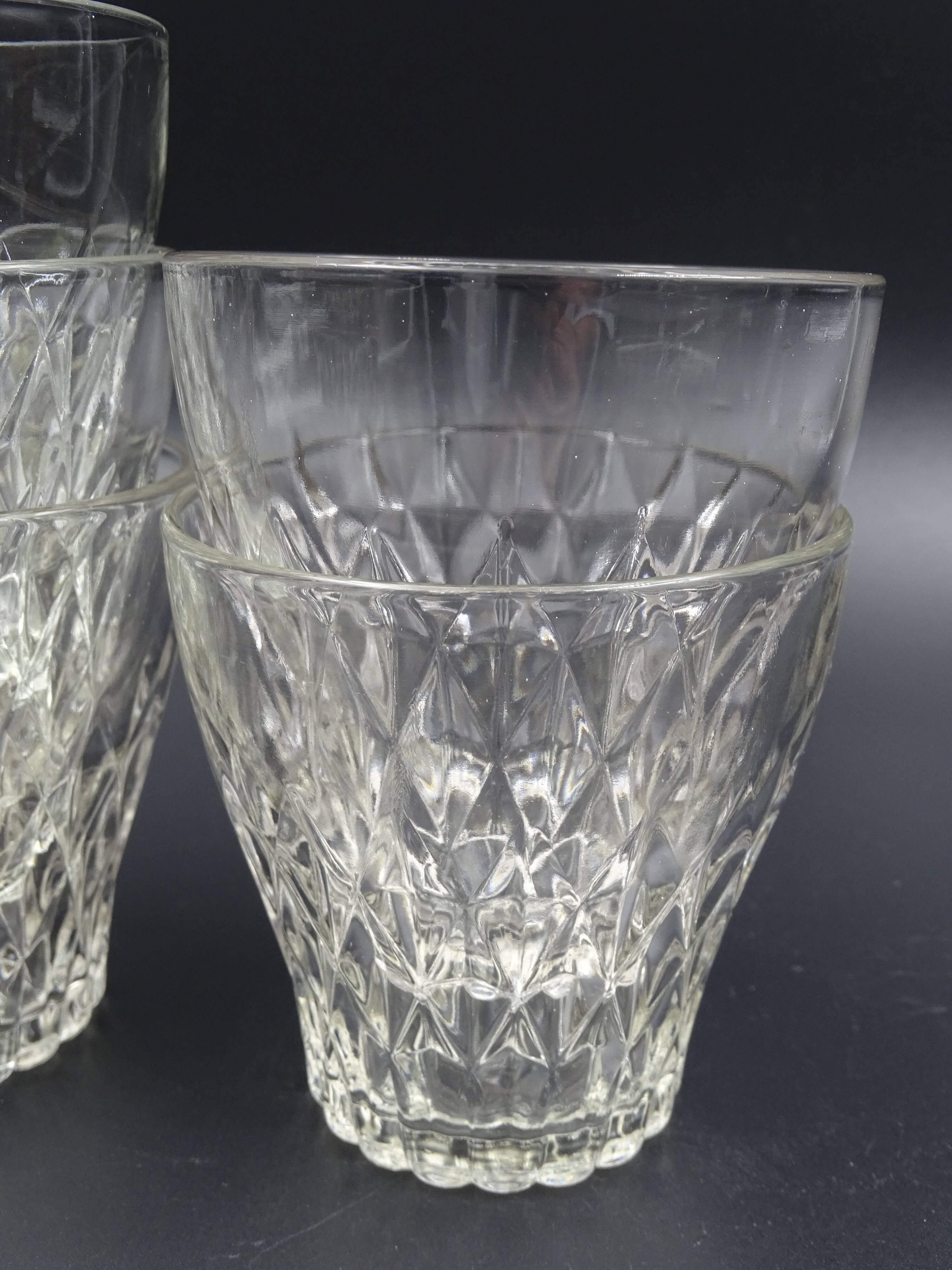 Set of 7 vintage Vereco glasses with diamond tips - around 1960