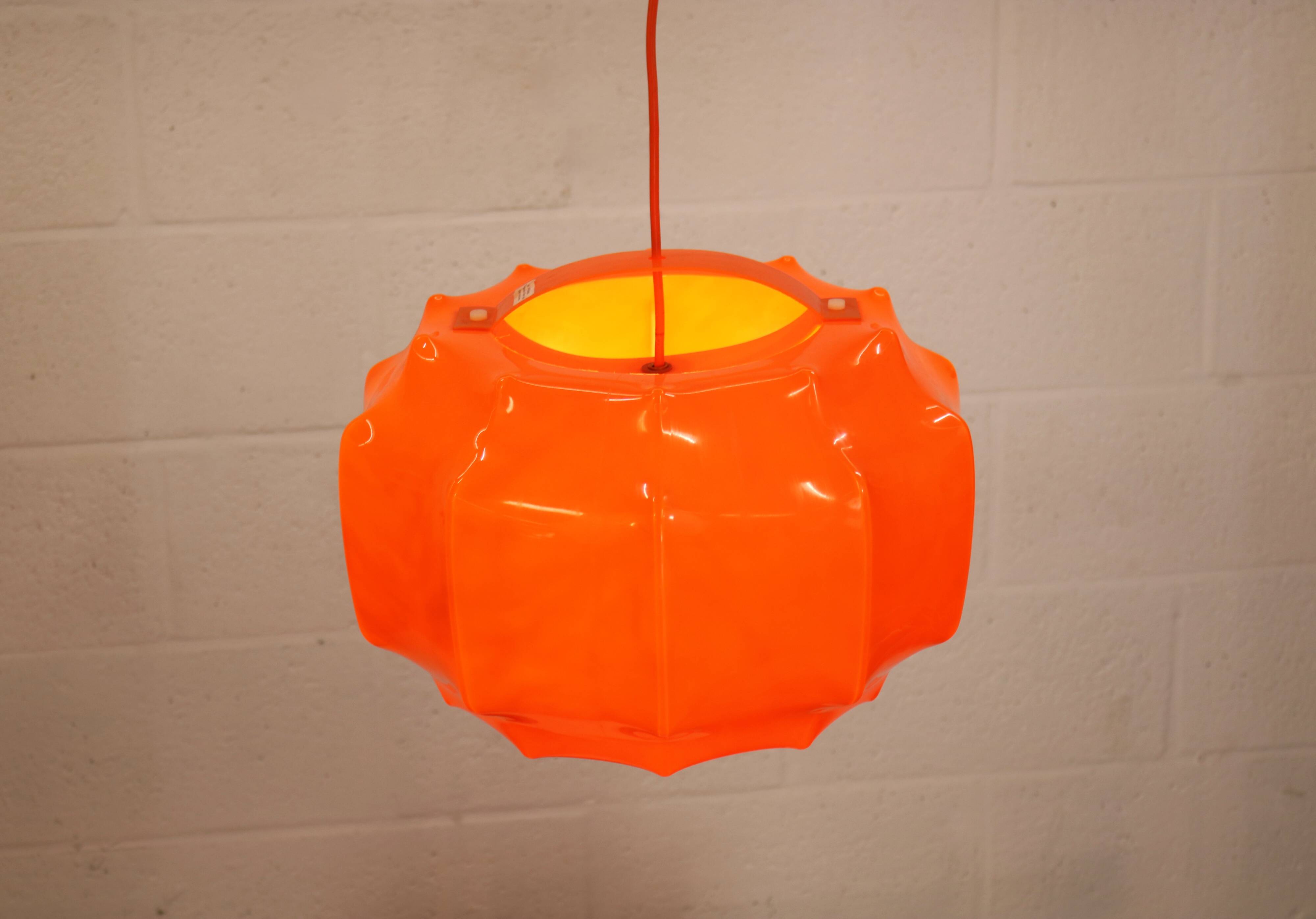 Space age cocoon pendant lamp*** Ilka Plast Waldrode *** German design
