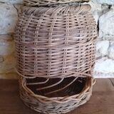Panier en osier vintage à pommes de terre ou à oeufs