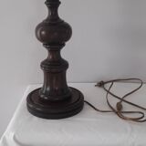 Wooden lamp base turns