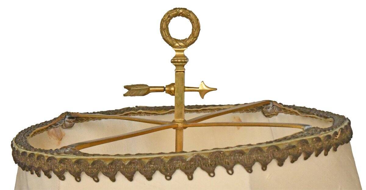 Gilded bronze and marble lamp in Empire style