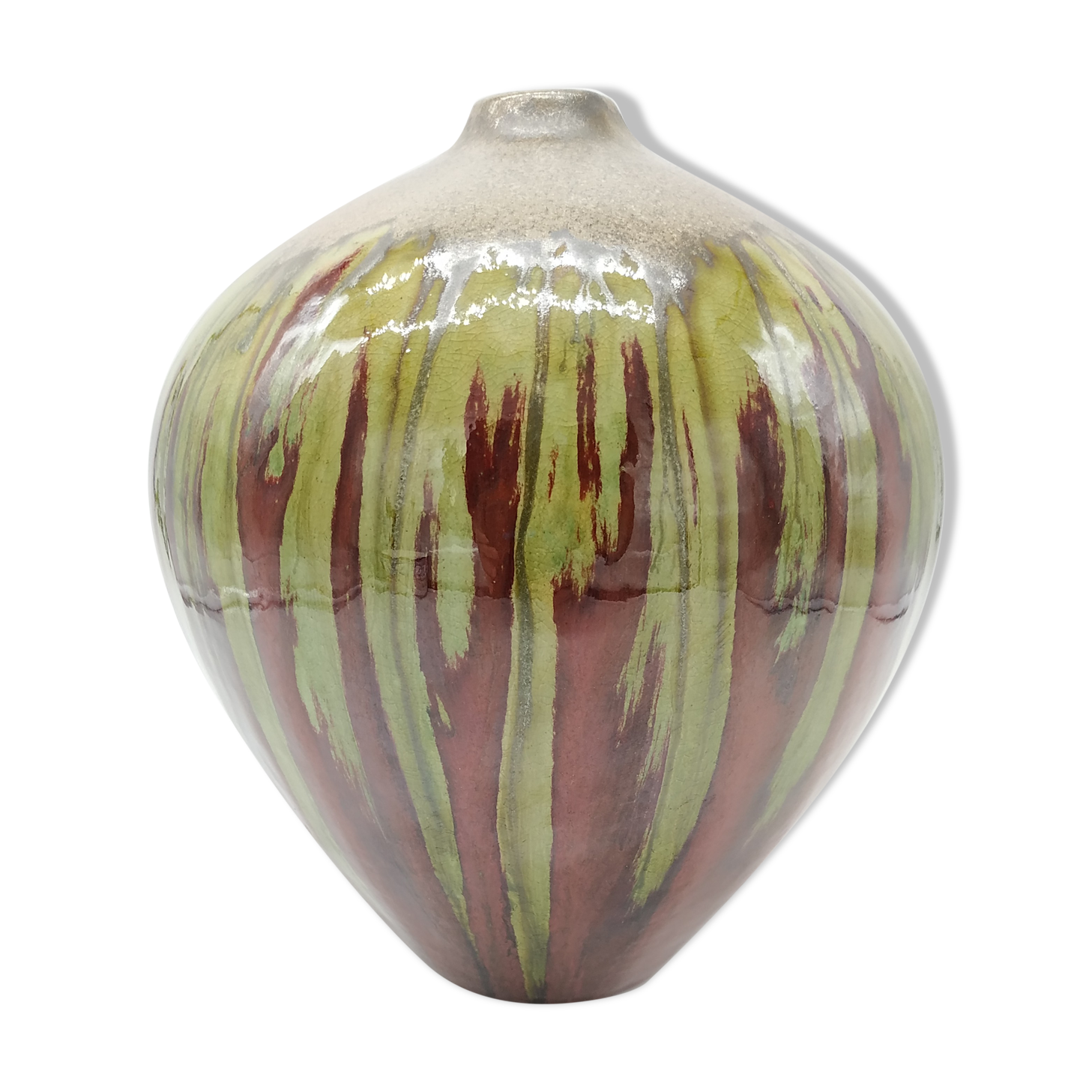 Vase in red and green flamed sandstone 30s