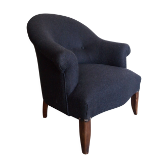 Wool toad chair