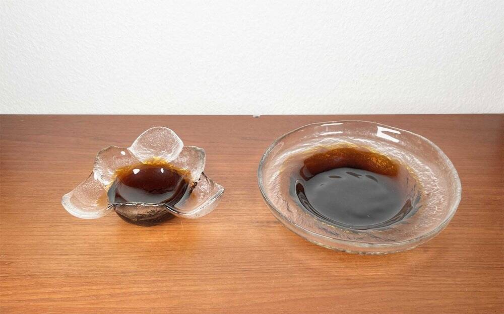 Mid-century Finnish glass bowl by Pertti Santalahti for Humppila, 1960s, set of 2.