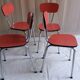 Suite de 4 chaises en formica rouge