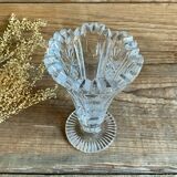 Vase en verre ciselé