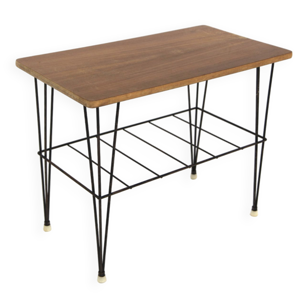 Table d'appoint scandinave ''stringbord'' en teck, Suède, 1950