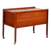 Dyrlund Teak Bar