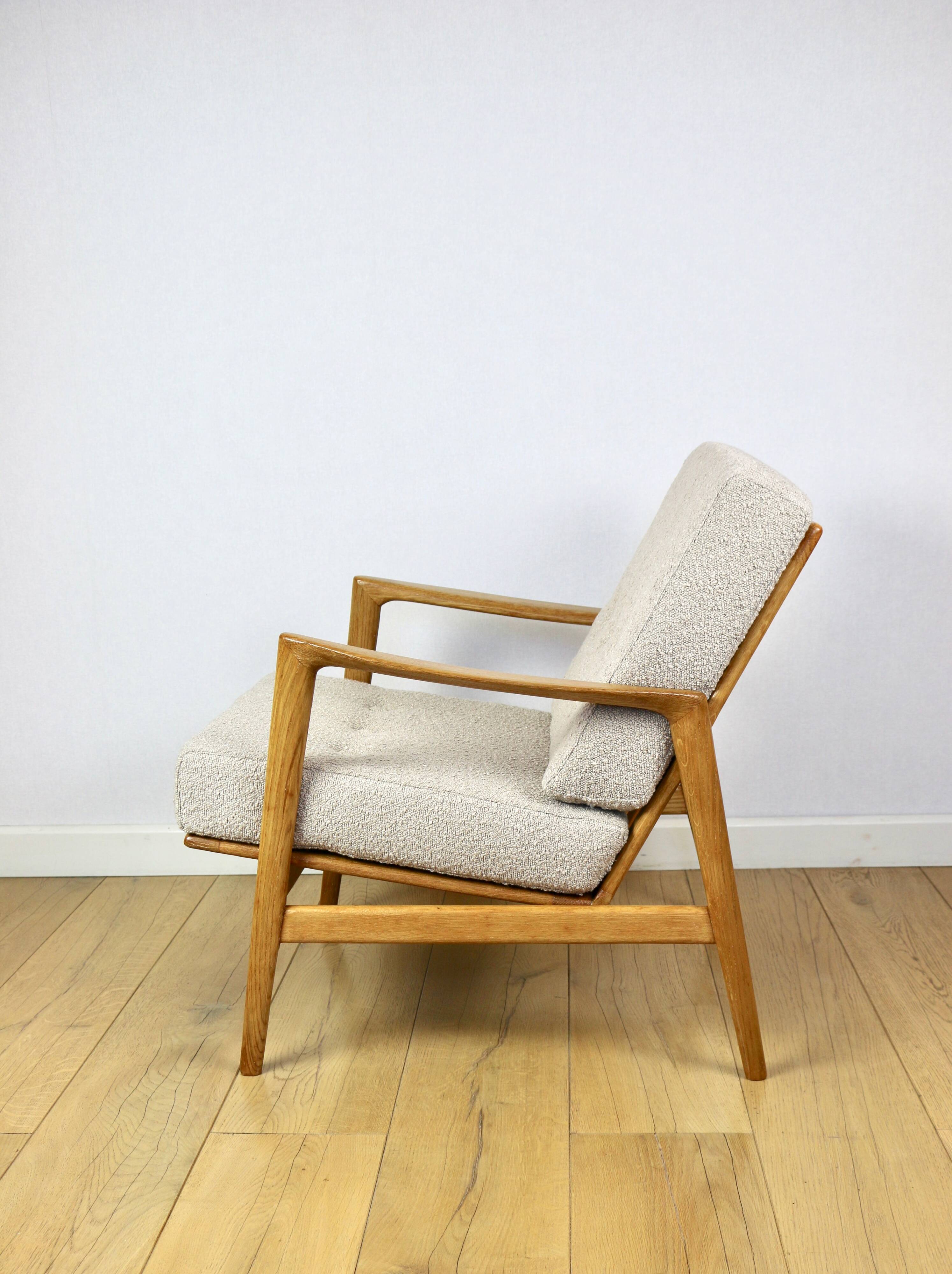 PRL armchair "Stefan" wooden oak vintage beige boucle