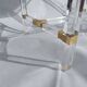 Bureau en verre acrylique et laiton par Charles Hollis Jones