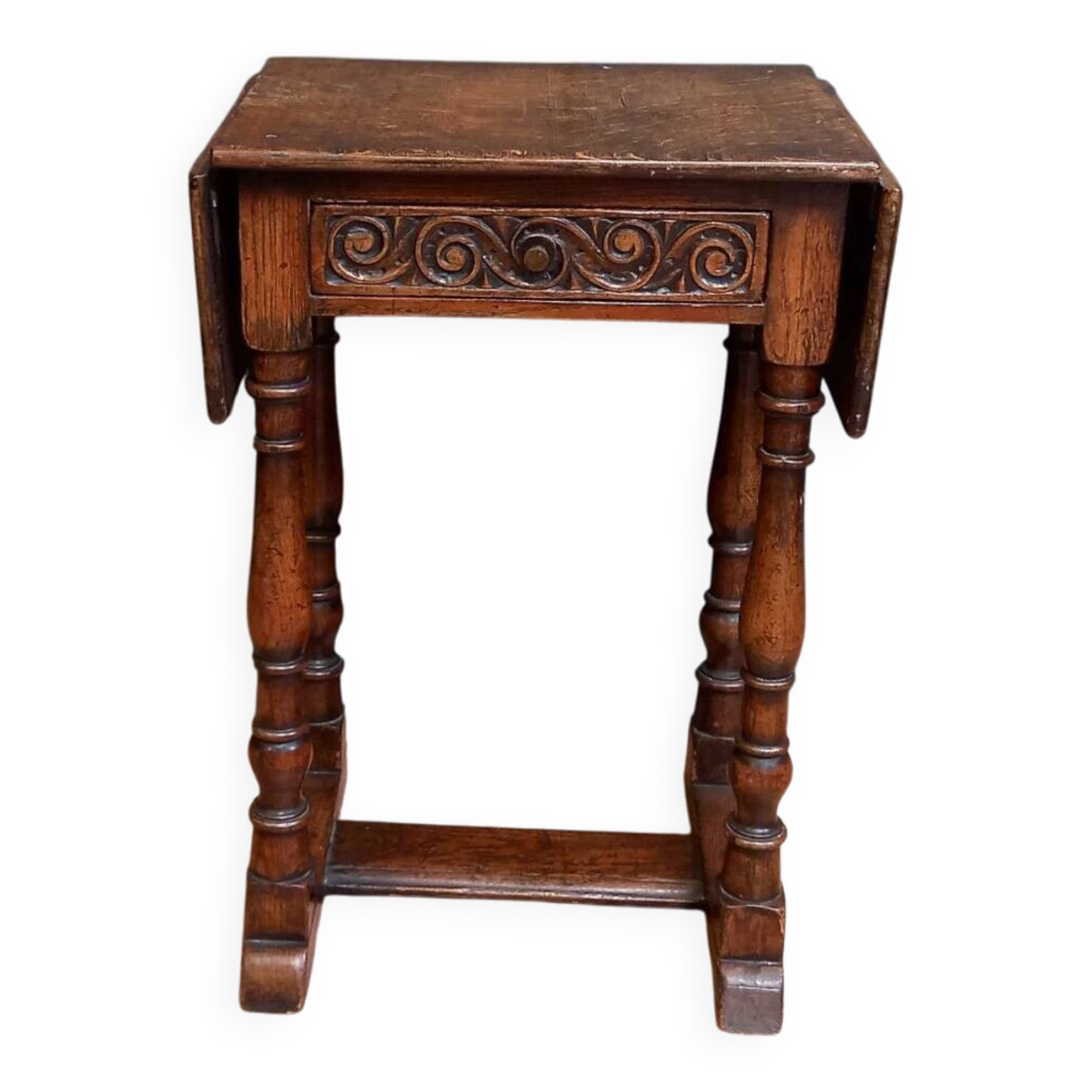 Tabouret à rabats du XVIIIe siècle