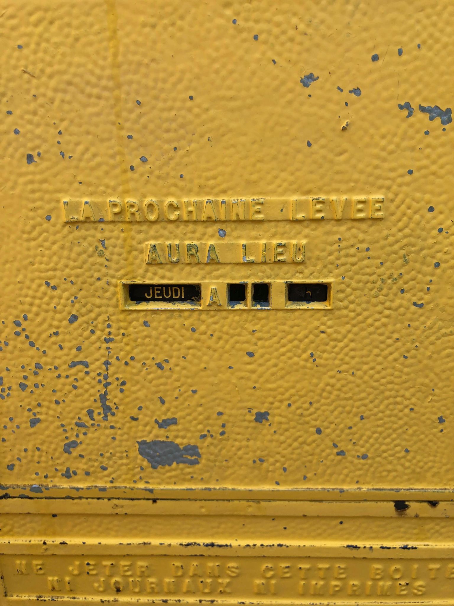 old large mailbox the post ptt dejoie / year 50 / height 82cm
