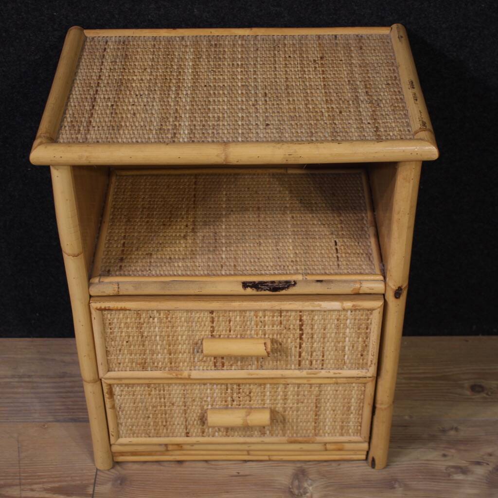 Paire de tables de chevet italiennes des années 1980.