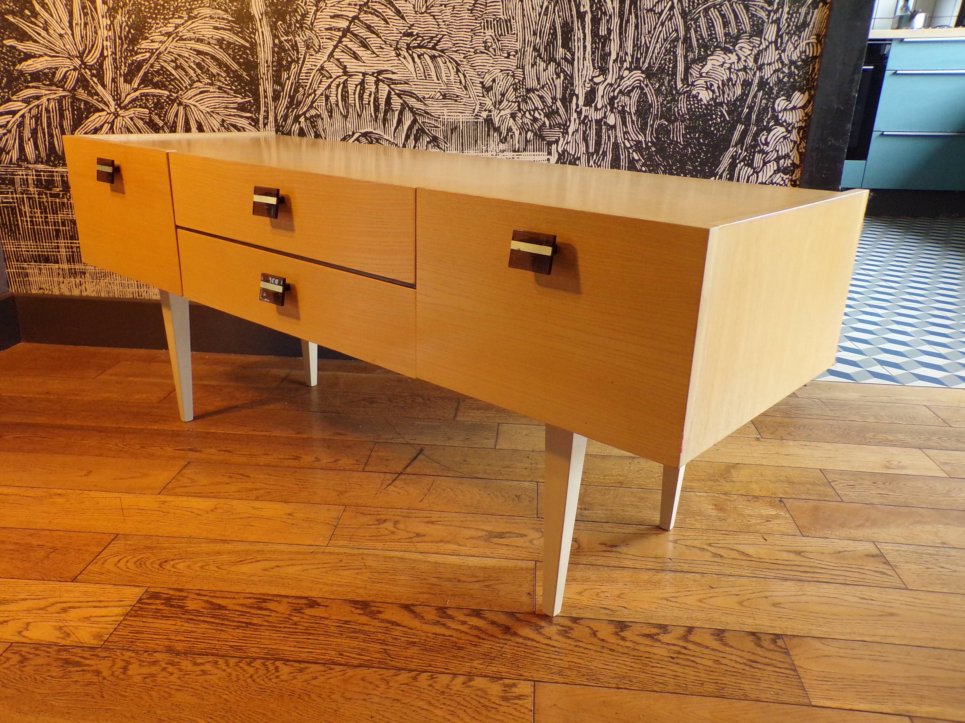 Enfilade vintage en bois blanchi