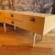 Enfilade vintage en bois blanchi