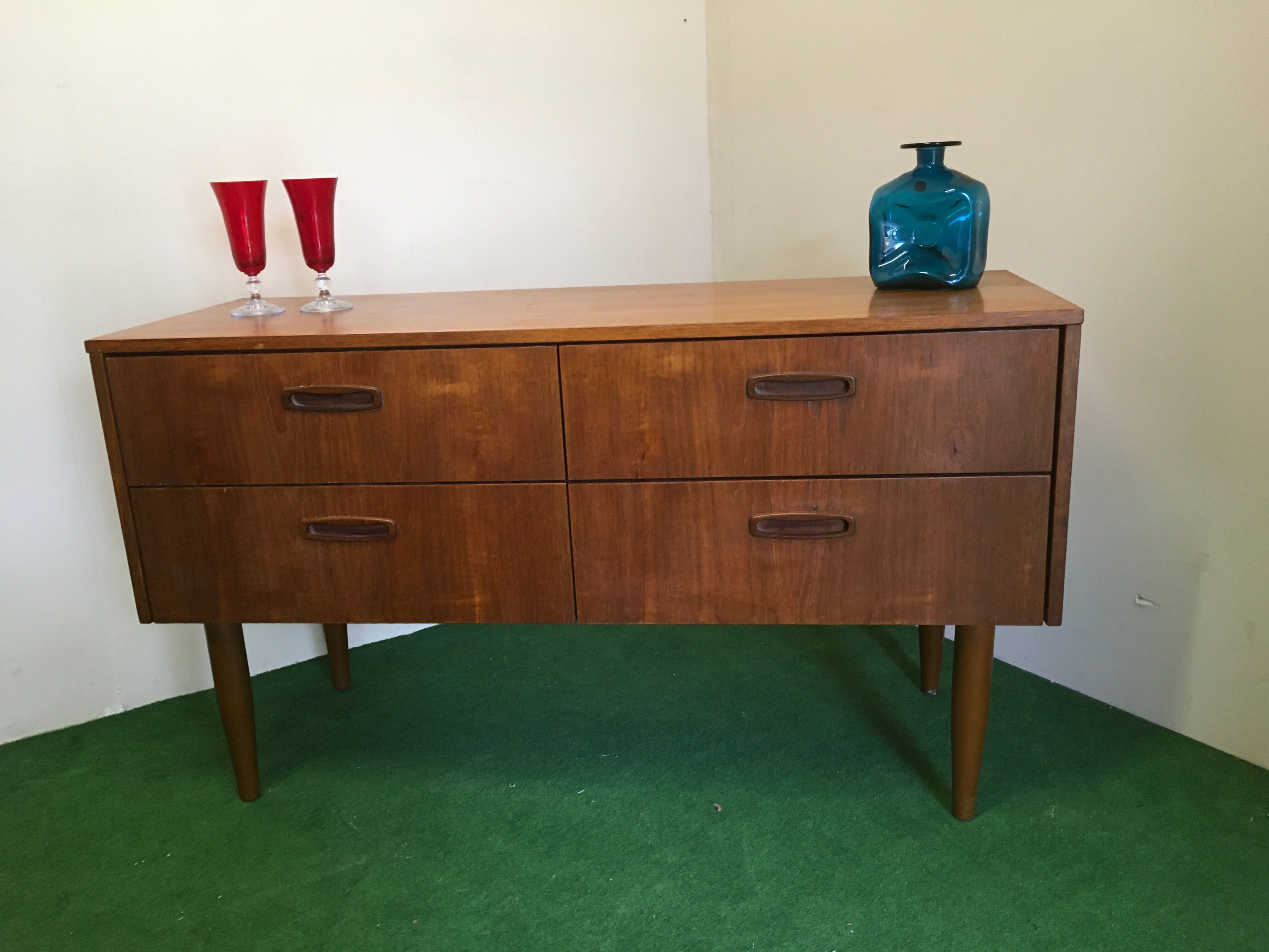 Vintage dresser