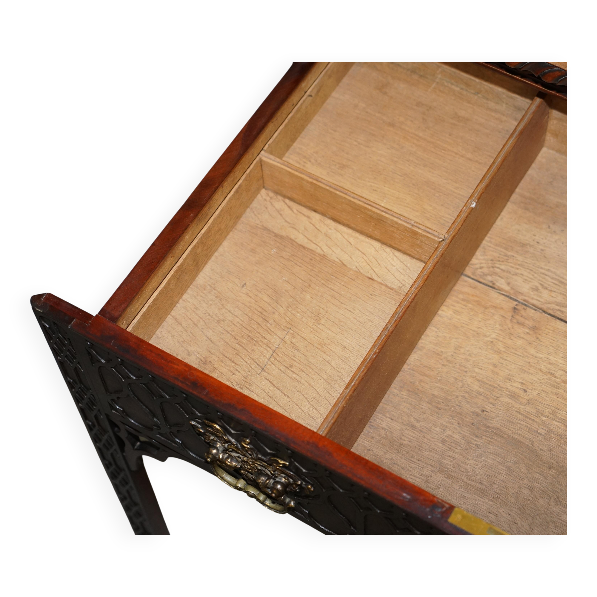 Bureau de travail d'architecte en bois dur George III Thomas Chippendale