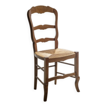 Wooden chair "Lucile"