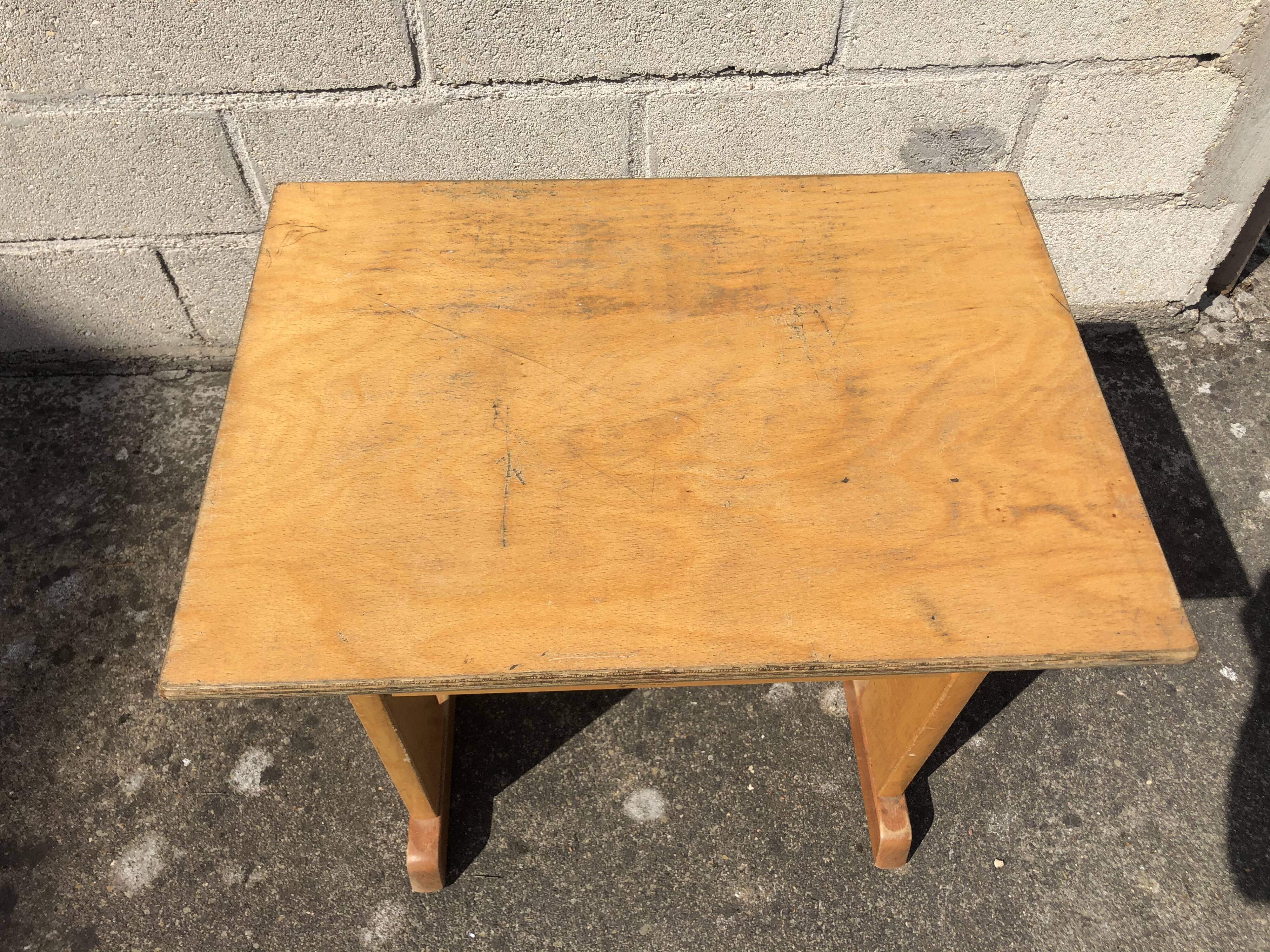 Bureau vintage enfant Casala avec chaise