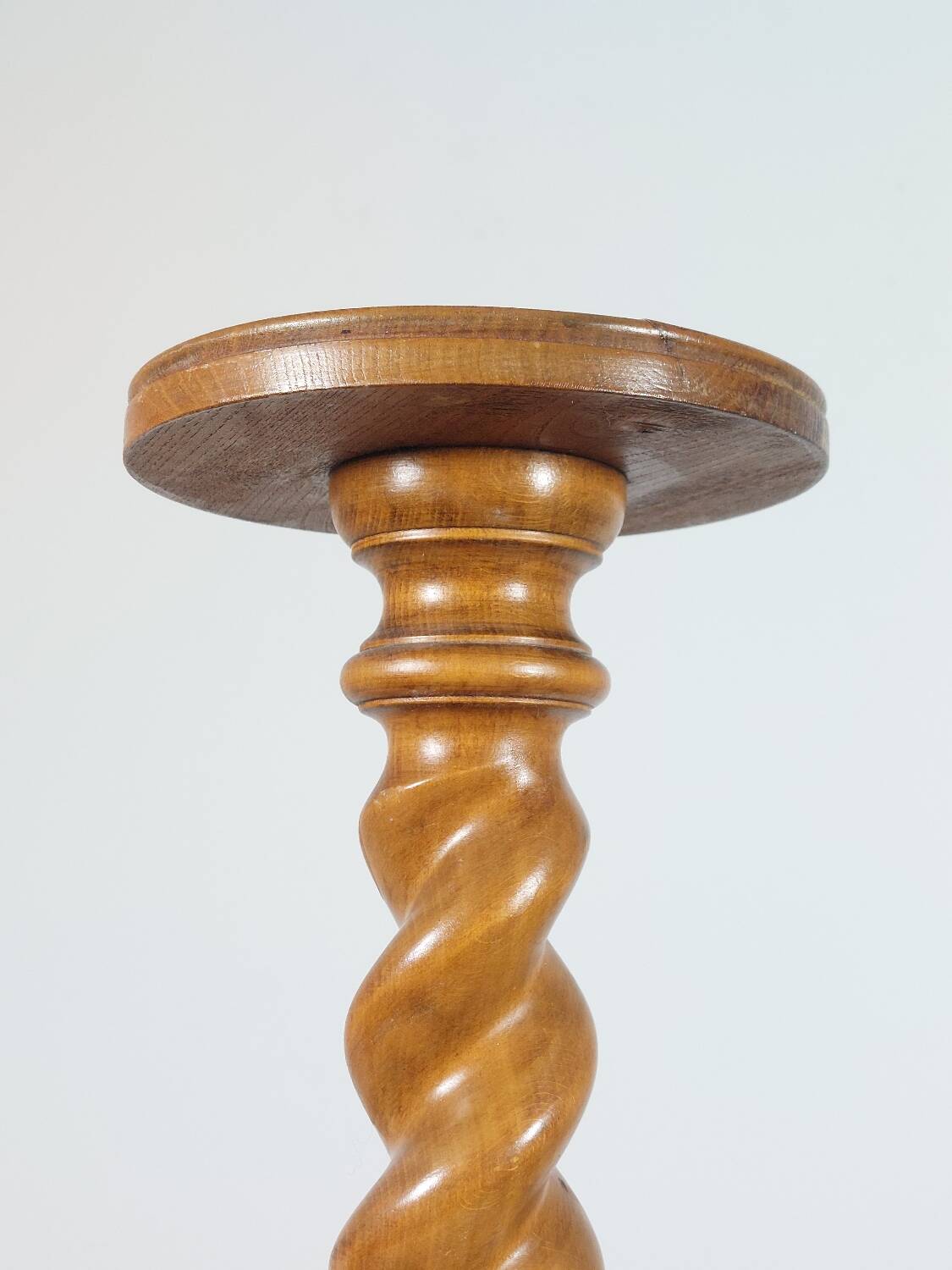 Vintage turned wooden spiral flower support