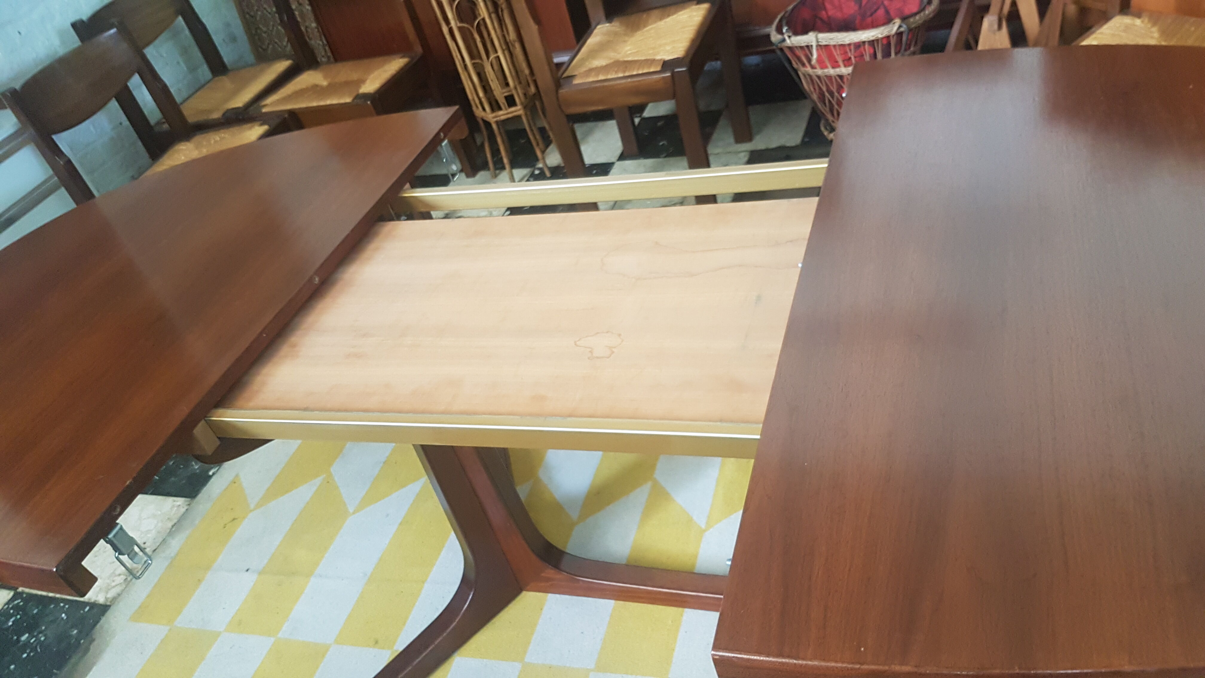 Dining table solid teak oval with extensions