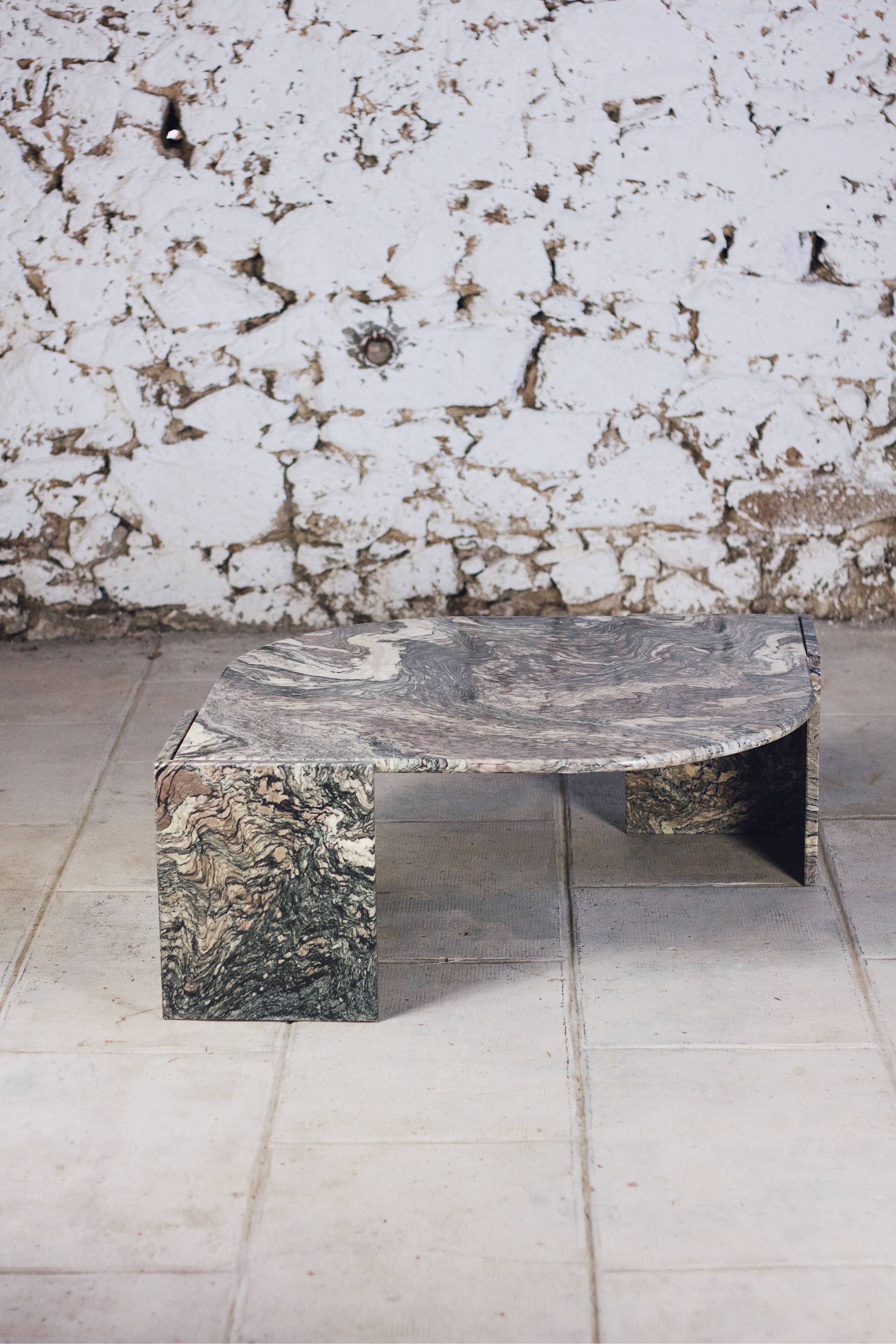 Eye-shaped marble coffee table by Roche Bobois, 1970