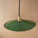 Workshop suspension in old enamelled sheet metal