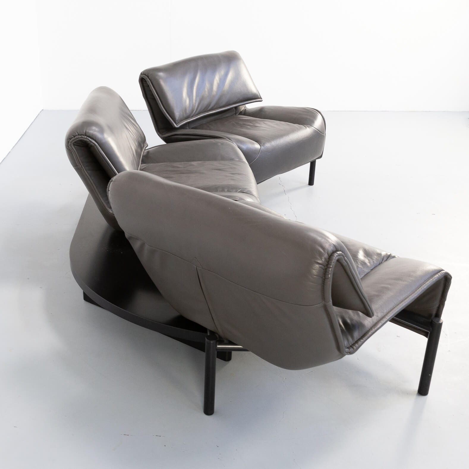 Vico Magistretti ‘veranda 1-2-3-‘ sofa for Cassina, 80