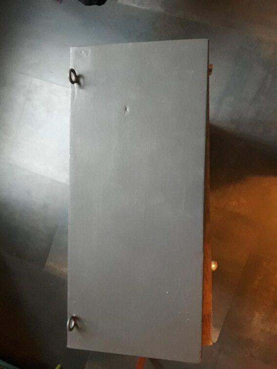 Old paris to suspend locker