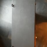 Old paris to suspend locker